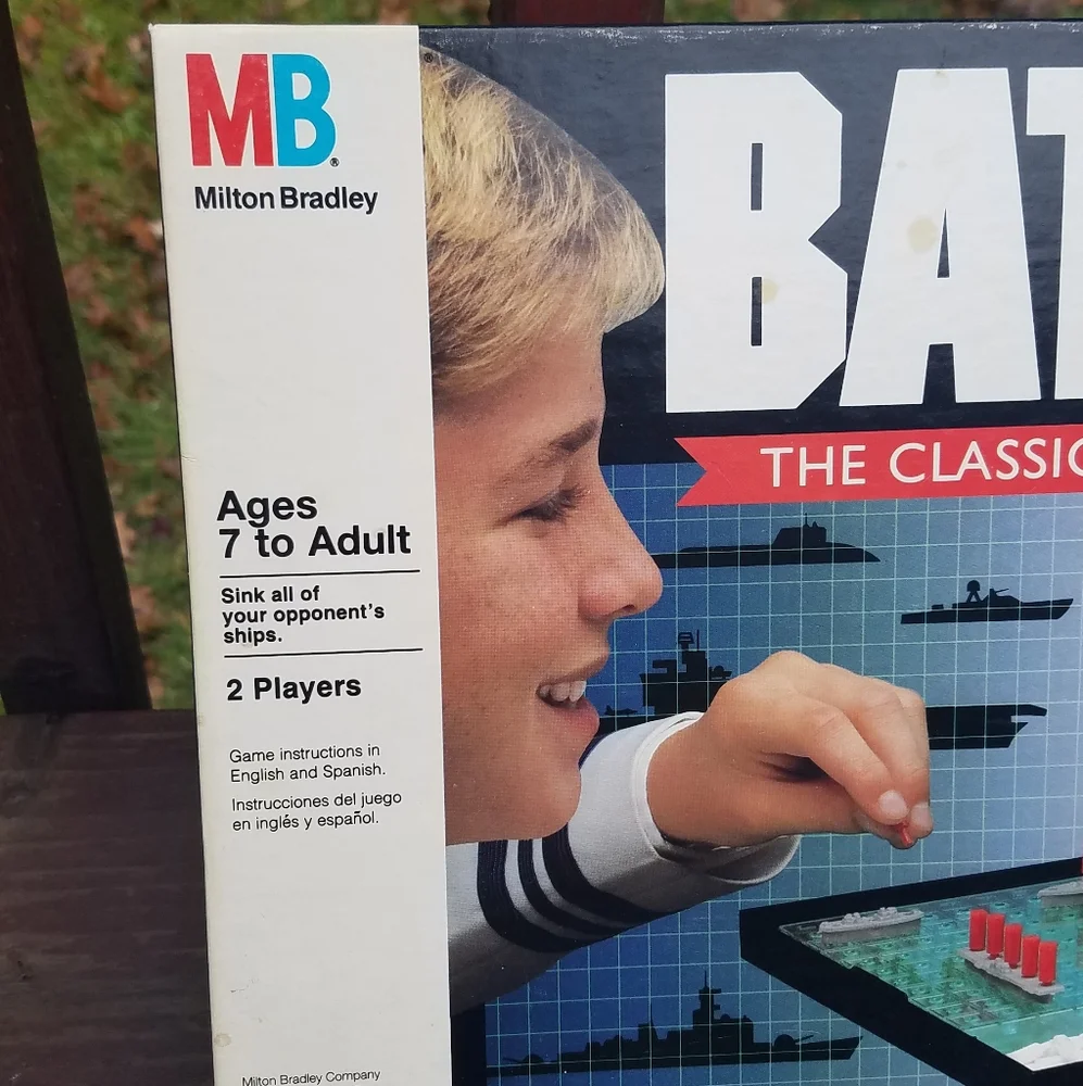 1990 BATTLESHIP Board Game